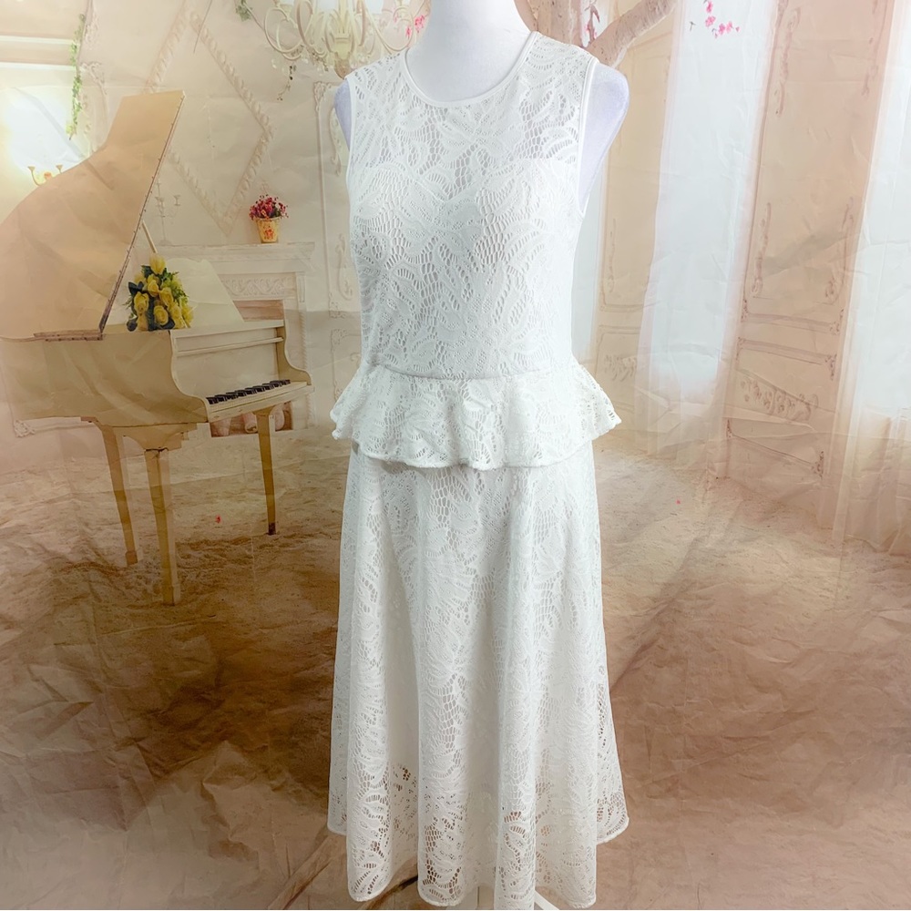 NEW Lilly Pulitzer Lace White Nolea Peplum Dress - Picture 2 of 11